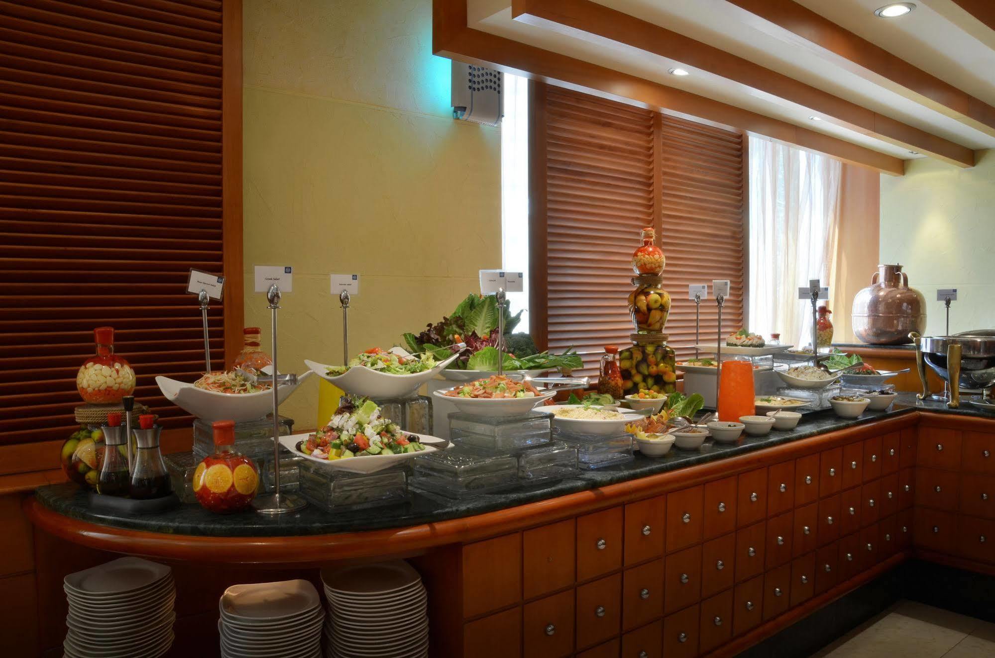 Swiss-Belhotel Sharjah Ngoại thất bức ảnh